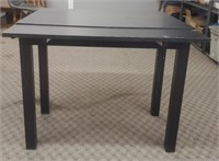 Black Extendable Table