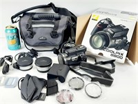 Caméra digitale NIKON COOLPIX 8800 et accessoires