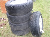 1214) 5 tires (4- 275/65R18, 1 spare)