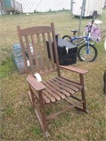 1200) Wood rocking chair