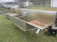 1060) Stainless steel sink w/stand