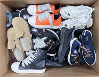LOT OF 18 PAIRS WOMEN'S SHOES