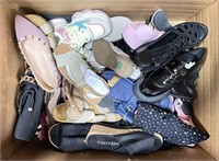 LOT OF 22 PAIRS WOMEN'S SHOES