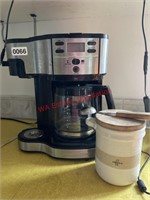 Cuisinart multi brew coffee pot  (kitchen)