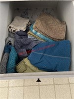 Kitchen towel drawer lot  (kitchen)