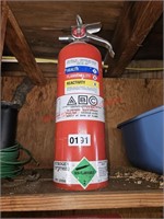 Fire Extinguisher (Garage)