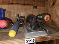 4 Tools (Garage)