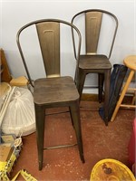 2 bar stools metal