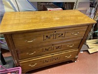 dresser 3 drawers 41" x 17d x 32 tall