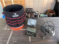 5 gallon bucket with cloth tool caddy, extension