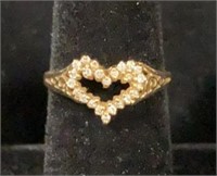 14 KT GOLD HEART SHAPED RING