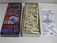 Vtg Polar Lights Customizing Monster Kit Model Kit