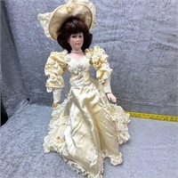 Vintage Porcelain Doll in Wedding Dress