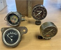 Miscellaneous lot of Gauges / Untested  /  Ships