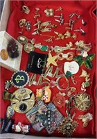 Misc lot of cuff links, brooches, and pins