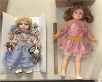 Geppeddo porcelain doll & vintage. Plastic doll