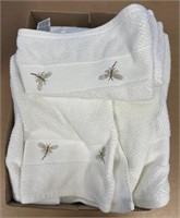 Peri towels and hand towels