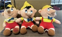 3 Pinocchio stuffed dolls