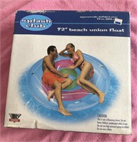 Splash Club 72" beach union float