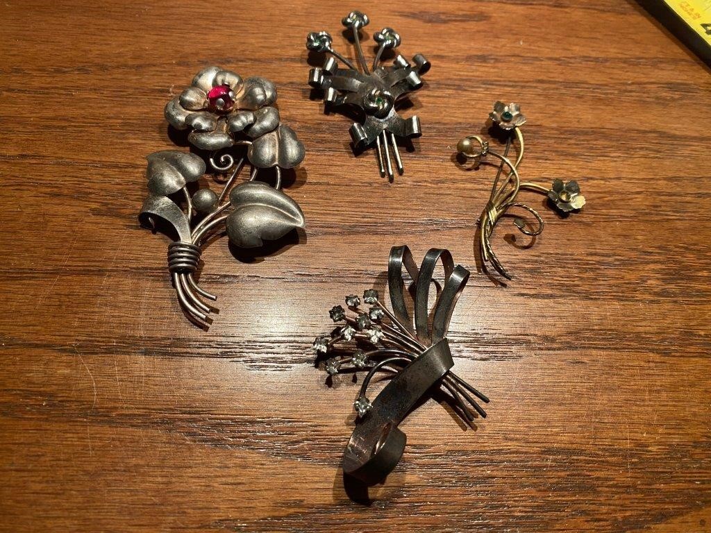 VINTAGE STERLING SILVER JEWLERY PINS