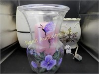 butterfly vase w/candle, candles