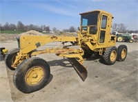 Cat 212 road grader Running