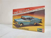 1957 Ford Fairlane model kit
Revell Snap