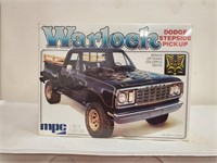 Warlock Dodge Step Side Pick UP model kit
MPC