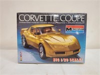 Corvette Coupe model kit
Monogram 1:20