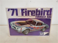 1971 Firebird Formula 400 model kit
MPC 1:25