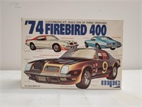 1974 Firebird 400 model kit
incomplete AMT 1:25