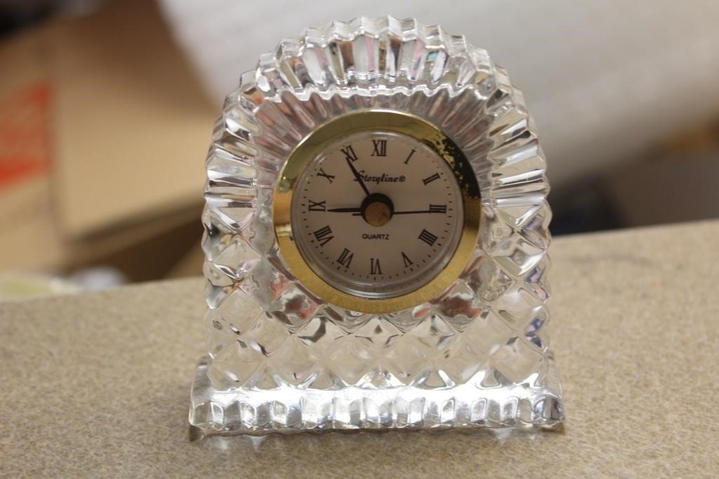 Stayline Glass or Crystal Clock