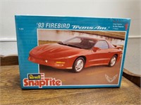 1993 Firebird Trans Am model kit
Revell 1:25