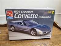 1998 Chevrolet Corvette Convertible
AMT 1:25