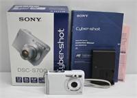 Sony DSC-S700 Cyber-Shot Digital Camera