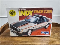 Mustang Indy Pace Car
MPC 1:25 scale
new old