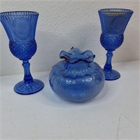 BLUE GLASSWARE LOT