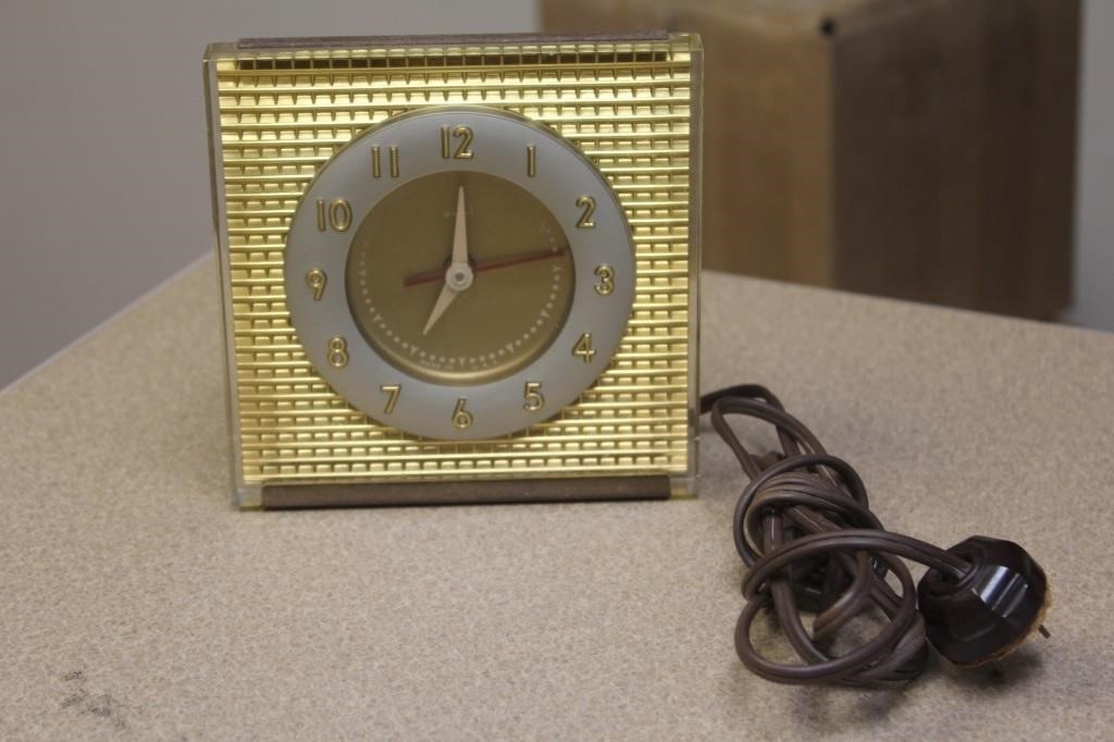 Vintage Lucite Clock