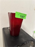 VTG RED CRACKLE GLASS VASE CUP