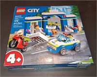 Lego - Police Station Chase #60370 (Open Box)