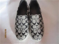Shoes Womens Coach 81/2 B Slip On Sneakers