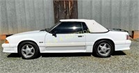 1988 WHITE GT MUSTANG CONVERTIBLE