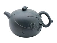 Teapot by Jiang Jianxiang
