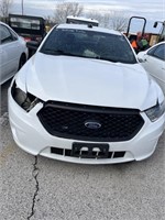 2015 Ford Taurus PI - SALVAGE TITLE