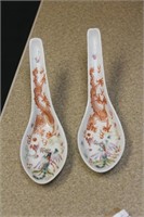 Lot or Pair Chinese Ceramic Table Spoon