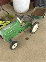 30) Small John Deere tractor & trailer