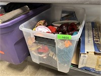 LARGE BIN OF MISC DECOR / COLLECTIBLES ETC