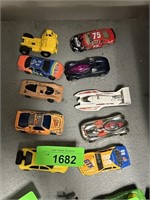 LOT OF 10 MIXED VINTAGE HOT WHEELS OR SIM CARS