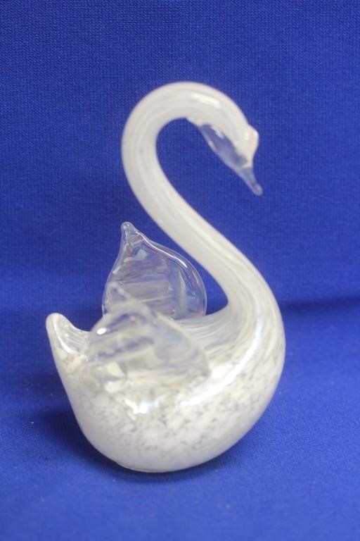 Artglass Swan