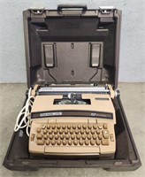 Coronet 12 Typewriter w/ Case